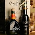Finest Extra Virgin Olive Oil and Balsamic Vinegar Gift Set by Round Pond Estate