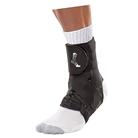 Click here to buy Mueller Sports Medicine The One Ankle Brace, Ladies Shoe Size 12 - 14, Mens Shoe Size 11 - 13,... by Mueller Sports Medicine.