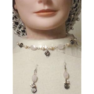 Ivory Pearls Other Beads Gold Plated Short Chain Akkus Necklace Earrings for Women and Teens