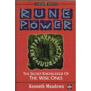 Cover image : Rune Power: The Secret Knowledge of the Wise Ones (Earth Quest)