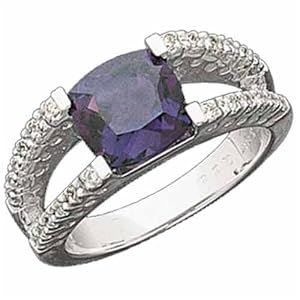 14Kt White Gold Checkered Box Amethyt and Diamond Ring