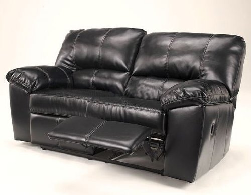 -Black Reclining Loveseat w/Power