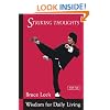 Striking Thoughts: Bruce Lee's Wisdom for Daily Living (Bruce Lee Library)