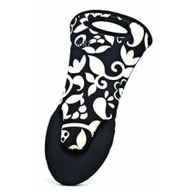Buy BUILT Neoprene Renzo Oven Mitt, French Bull Vine