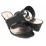 Etienne Aigner Giselle Black wedges by Etienne Aigner