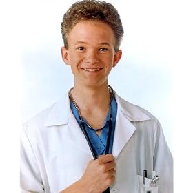 NEIL PATRICK HARRIS AS DOUGLAS 'DOOGIE' HOWSER FROM DOOGIE HOWSER, M.D. #1 - Photo cin�matographique en couleur - AFFICHE - 60x50cm