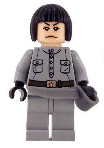  Irina Spalko - LEGO Indiana Jones Figure