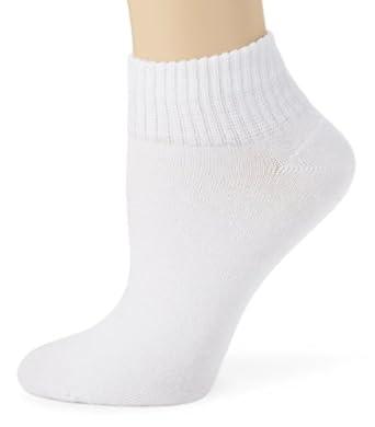 Capezio Women's Quarter Top With 5-pair Pre-pack Socks