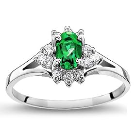 May-Created Emerald’ Mother’s Day Diamond Ring in 14k White Gold (H/I1-I2, 1/5 ct. tw.)