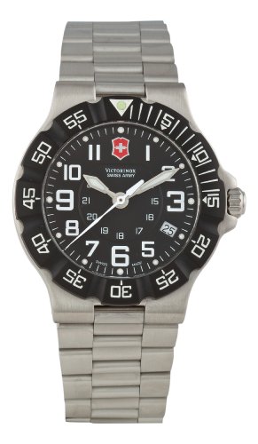 Victorinox Swiss Army Men's 241344 Summit XLT Watch