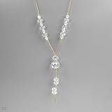 Irresistible Brand New Necklace With Genuine Crystals Crafted in Yellow Base metal. Total item weight 28.0g Length 35in