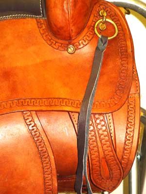 SPECIAL ! Western Endurance Saddle - Brass Hardware