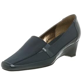 Naturalizer Women's Techi Wedge