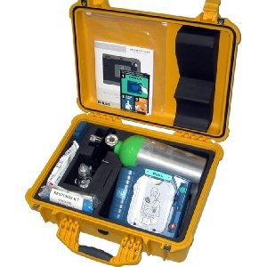 Heartstart Defibrillator: Marine Kit w/ Oxygen