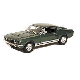 Maisto Special Edition 1967 Ford Mustang GTA Fastback Green 1/18 Diecast Model Car