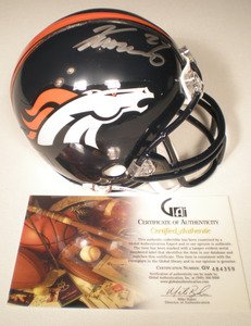 Knowshon Moreno Autographed Denver Broncos Riddell Mini Helmet