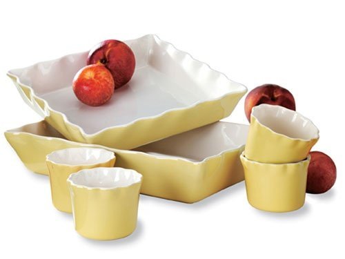 Mayfair & Jackson Pretty Petals 6 Piece Butter Yellow Ruffle Stoneware Set 5144BT