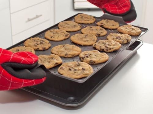 Mrs. Fields 17x11.5-in. Nonstick Cool Bake Baking Sheet with Cooling Tray