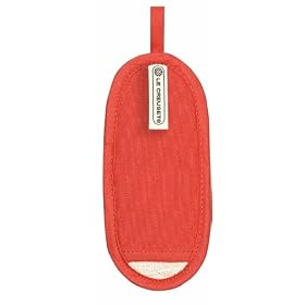 Le Creuset Textiles Iron Handle Glove, Red