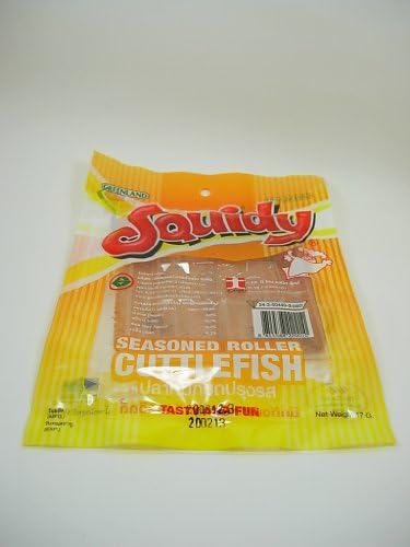 Squidy Seasoned Roller Cuttlefish Tasty and Fun Yummy Thai Snack Classic 17g.
