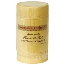 Nirmala's Kitchen Salt Blends, Guerande Fleur De Sel with Piment D'Espelette, 4.5-Ounce Bamboo Container