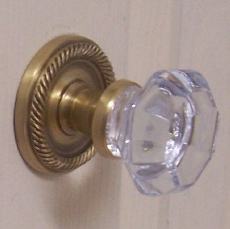 Exceptional Antique Old Town 24% Lead Crystal Glass Passage Door Knob set Recreation, guaranteed the very best. Exceptional Antique Old Town 24% Lead Crystal Glass Passage Door Knob set Recreation, guaranteed the very best.