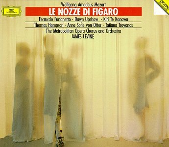 Mozart: Le nozze di Figaro / Furlanetto, Upshaw, Te Kanwa, Hampson, von Otter, Troyanos; Levine under The Classical Store