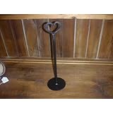 Wrought Iron Paper Towel Holder Heart-Upright Standing