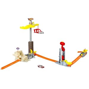 Hot Wheels Trick Tracks Spin Wrecker Starter Set by 