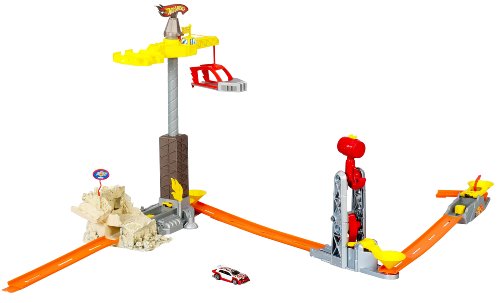 Hot Wheels Trick Tracks Spin Wrecker Starter Set