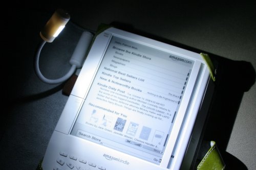 M-edge e-Luminator Booklight for Amazon Kindle--PRE-ORDER, SHIPS ~1/26