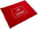 Home Spot 35815 Kuscheldecke (Thermosoft) aus Dralon, Waschmaschinen geeignet, eingewebtem Wortmotiv - VIP LOUNGE, Größe 150x200 cm