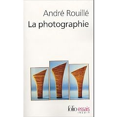 La photographie : Entre document et art contemporain