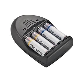 Nauticom Chargeur 12V / 220V / USB rapide pour piles AA et AAA
