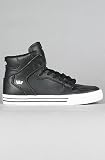 Supra The Vaider Sneakers in Black Action - Sneakers for Men