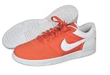 \"NIKE