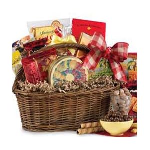Snack Lover’s Gourmet Food and Snacks Sampler Gift Basket – Small