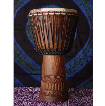 Earthtribe Percussion Professional Guinea Djembe