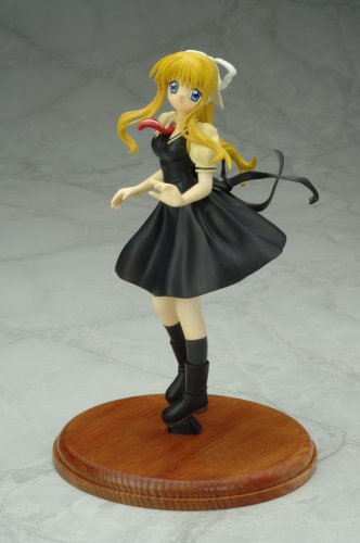 AIR 神尾観鈴 (1/8スケールPVC塗装済み完成品)