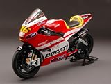 VALENTINO ROSSI DUCTAI DESMOSEDICI GP11 REPLICA MOTORCYCLE MOTOGP