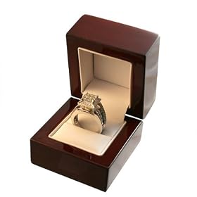 <b>Cherrywood Ring Box</b>