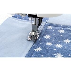 Pfaff Quarter inch Right Guide Foot with IDT Pfaff Quarter inch Right Guide Foot with IDT