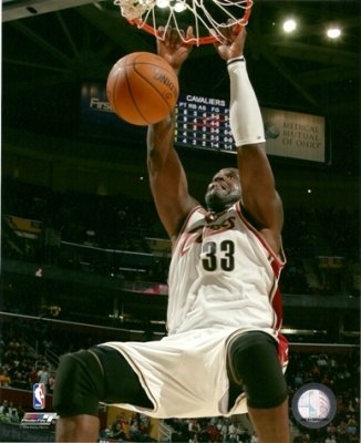 Shaquille O'Neal Cleveland Cavaliers 2 Hand Dunk Color 8x10 Photo