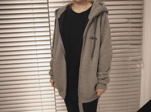 （アルファーモード）α-mode　 ワンポイント 刺繍 ジップアップ パーカー　　三角チーフ付