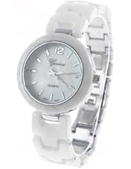 Fashion Round Case Quartz Analog Watch Wristwatch Timepiece with Beautiful Decorative Pattern for Girls Women - White SWWM2-226381
