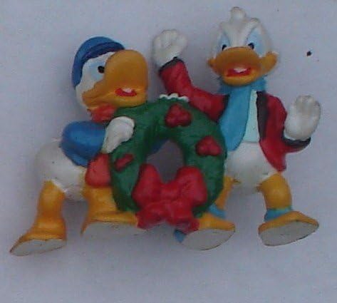 Uncle Scrooge &amp; Donald Duck Christmas PVC Figure Holding A Christmas Wreath 3"x2"