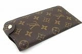 LOUIS VUITTON（ルイ ヴィトン） LOUIS VUITTON ルイヴィトンモノグラム エテュイ・リュネットMMサングラスケース Ｍ66544 バッグ その他 モノグラム LOUIS VUITTON サングラス