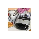 VillaWare V5555-15 Pooh and Tigger Waffler