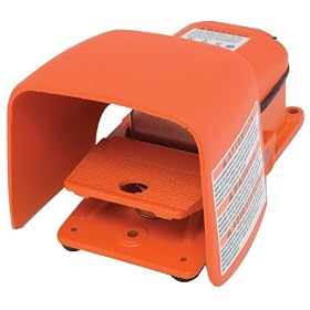 Linemaster 531-SWHO, SPDT-Momentary Circuit, Hercules Heavy Duty, Foot Switch (1 Each)