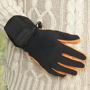 Childrens Toyshop  Sporting Goods : Battery Heated Glove Liners